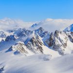 Jak wybrać kurtki alpinistyczne?